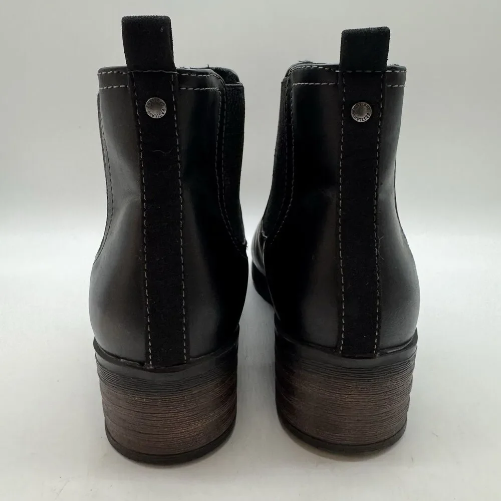 Eastland Jasmine Chelsea Boots Woman's 8.5W Black Faux Leather Chunky 2149-01